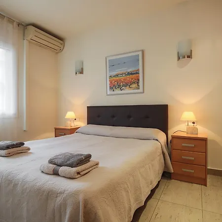 Aparteasy - Family Sant Antoni * ברצלונה